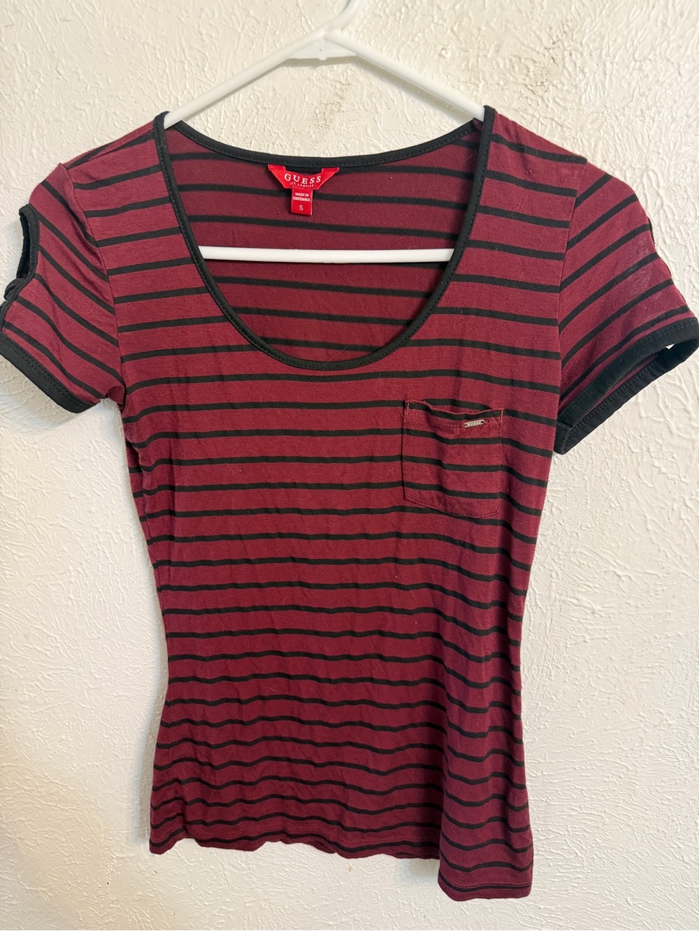 GUESS Burgundy and Black Striped Scoop Neck Tee